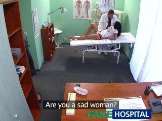 Fakehospital Heiße Schwarzhaarige Mutter Betrügt Ehemann Mit Arzt