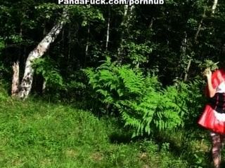 Rotkäppchen Fucking Mit Panda Im Wald