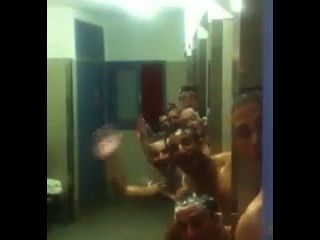 Israelische Soldaten In Duschen Singen