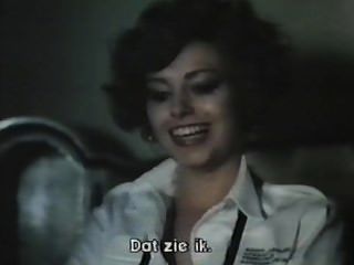 Zwei Weibliche Spione Mit Geblümten Höschen (1979) Film