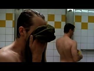 Jonas Karlsson Und Michael Nyquist Nackt In Der Dusche